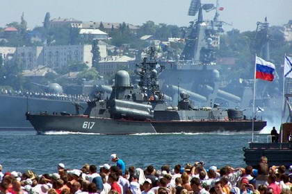 Парад в Севастополе